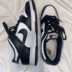 Nike Classic Black and White Low-Tops